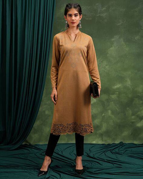 Ketch Women Embellished No Darts Straight Kurta
