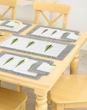 living roots Leaf Print Table Runner-picture-53