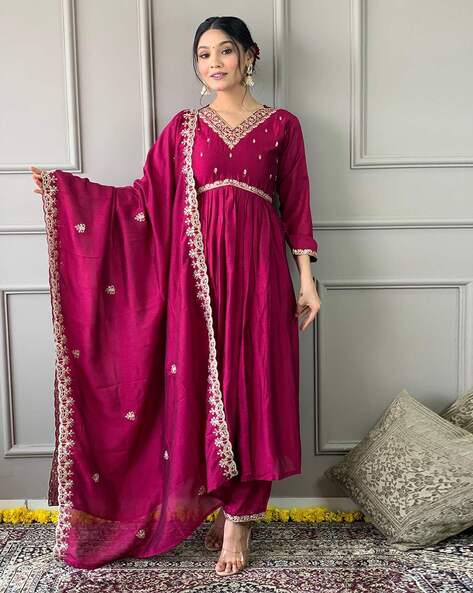 Women Embroidery Flared Kurta Set