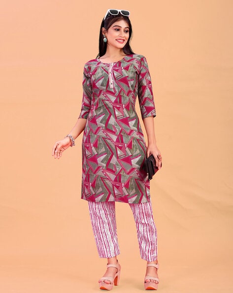 Women Solid Kurta Set