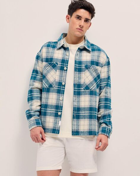 Men Checks Relaxed Fit Shirt