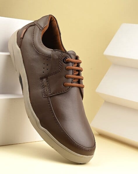 Man Shoes with Genuine leather upper