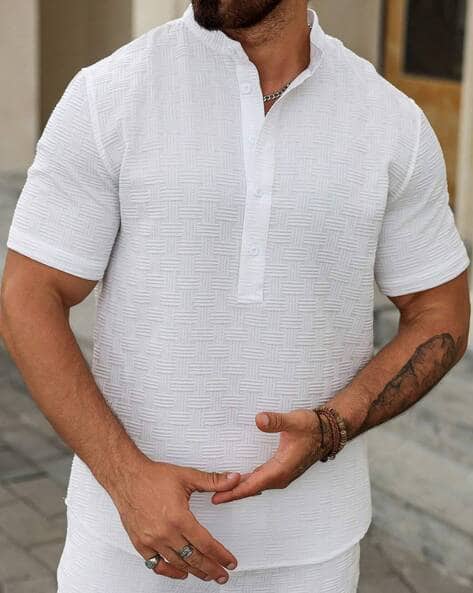 Paralians Men Self-design Regular Fit Shirt