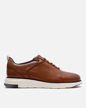 Ajio mens footwear hot sale