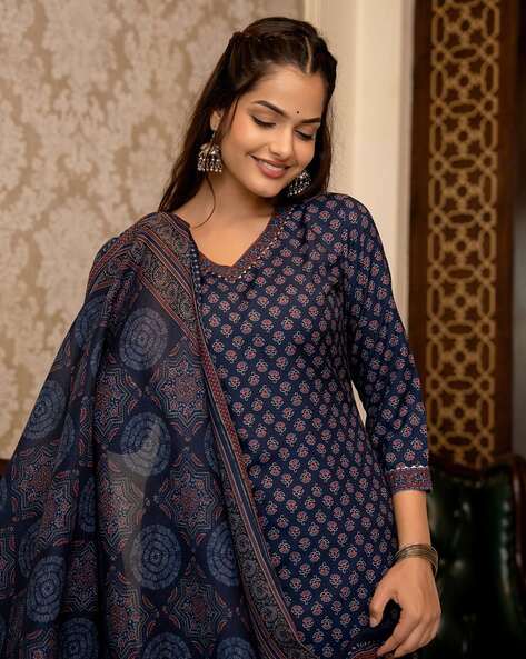 Geometric Print Straight Kurta Set Price in India