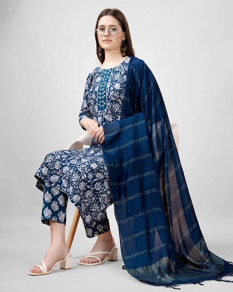 Women Straight Kurta Set