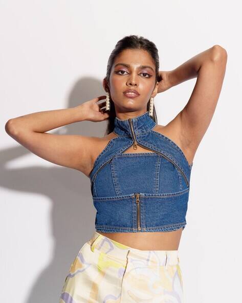 Women Fitted Mock Neck Crop Top