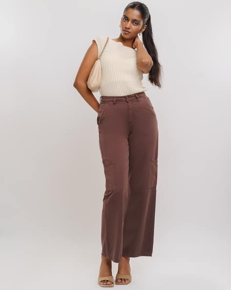 Women Solid Straight Fit Mid-Rise Clean Jeans