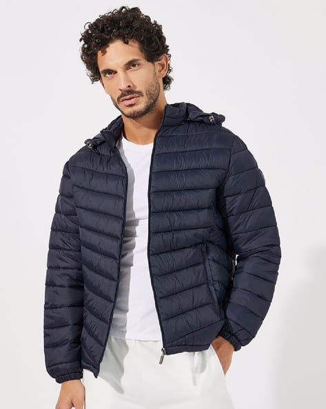 Men Warm Quilted Hooded Puffer Jacket with Welt Pocket