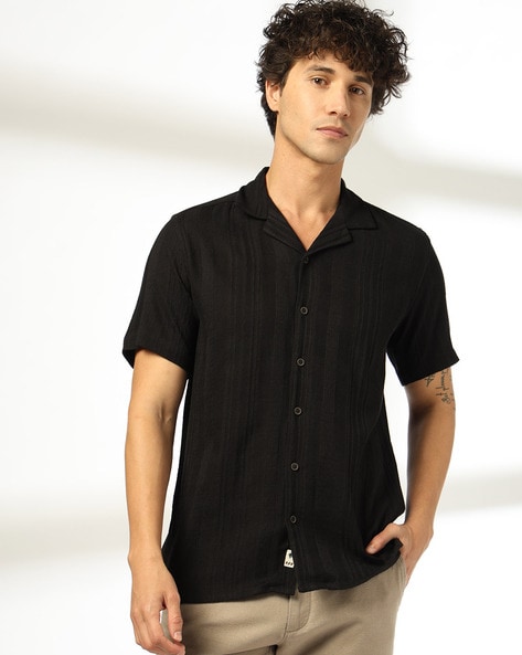 Men Embroidered Slim Fit Shirt