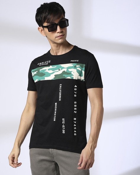 Men Camouflage Print Slim Fit Crew-Neck T-Shirt
