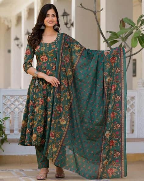 Women Floral Print Flared Kurta with Pants Dupatta