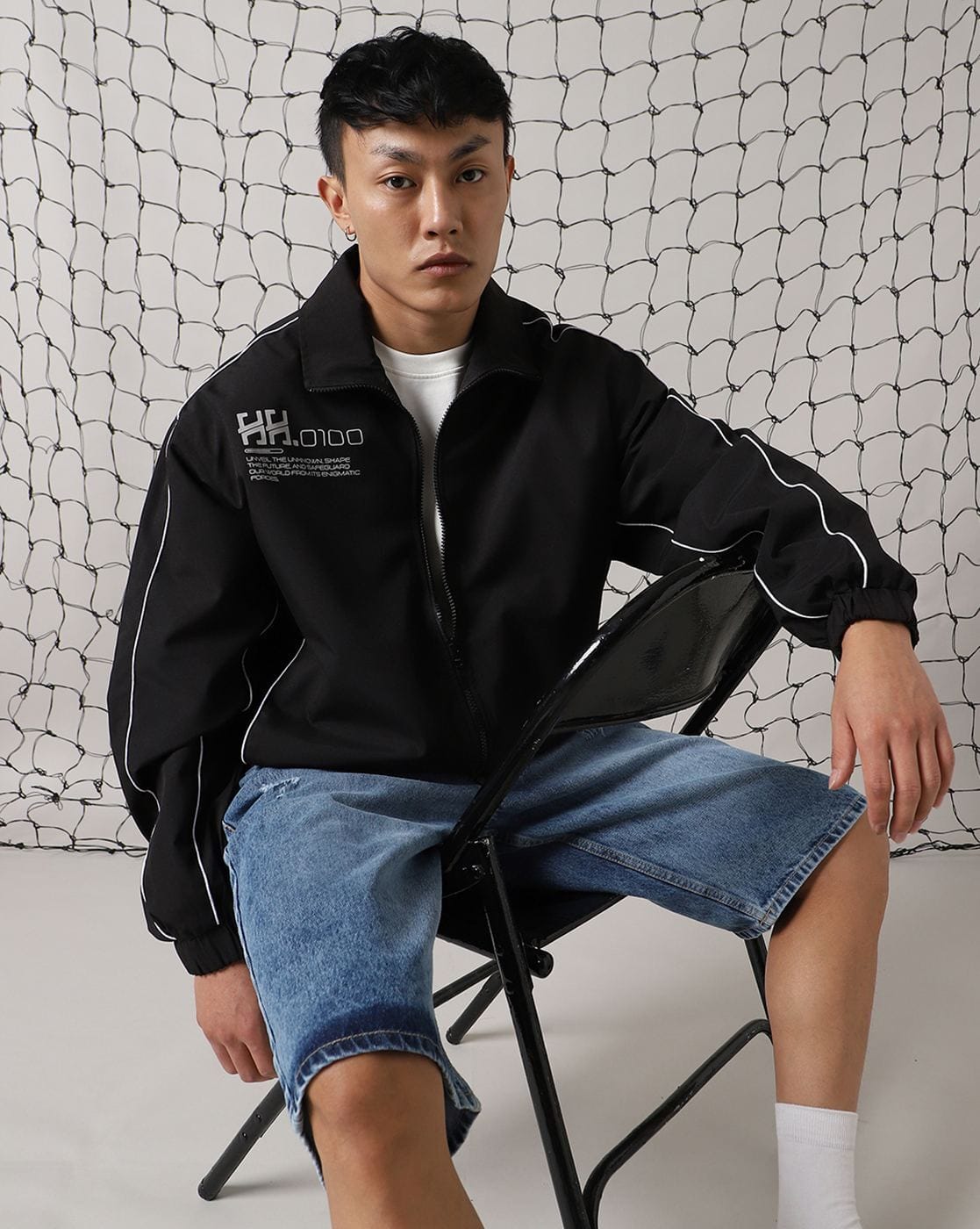 -1117Wx1400H-700650588-black-