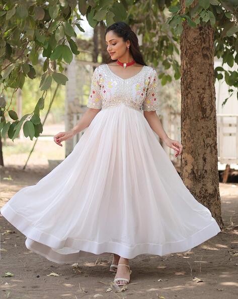 White gown online hotsell
