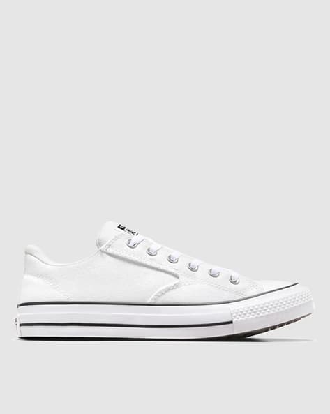 Unisex Chuck Taylor All Star Malden Street Low Top Sneakers
