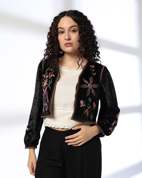 Buy Fusion Women Embroidered Regular Fit Online | Ajio.com