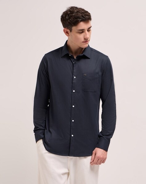 Men Slim Fit Spread-Collar Shirt