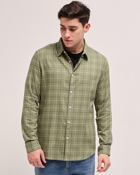 THE BEAR HOUSE Men Slim Fit Spread-Collar Shirt