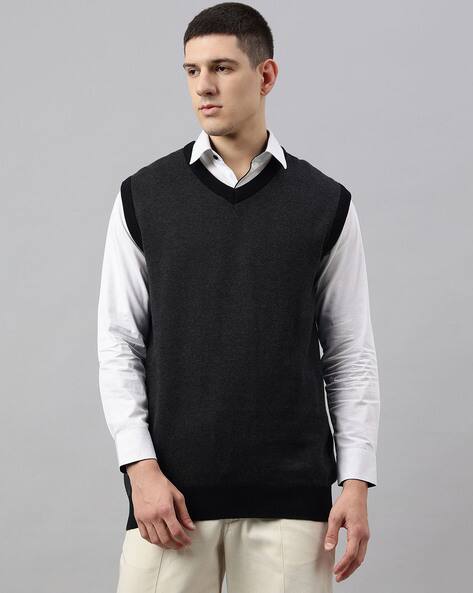 Men V- neck Pullover - Main Image