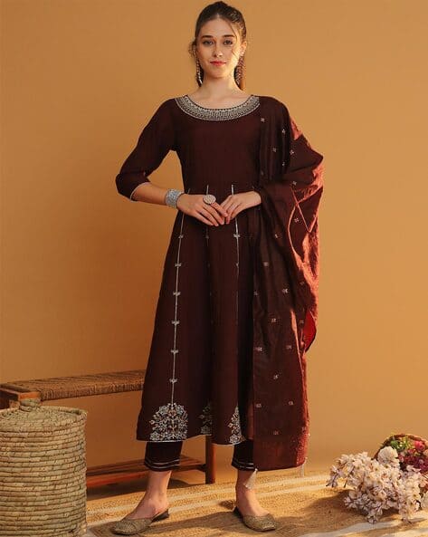 Women Embroidery Anarkali Kurta Set