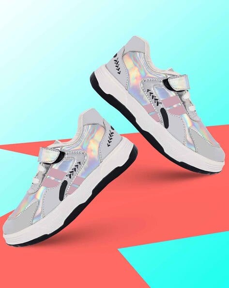 Round-Toe Shoes with Velcro Fastening