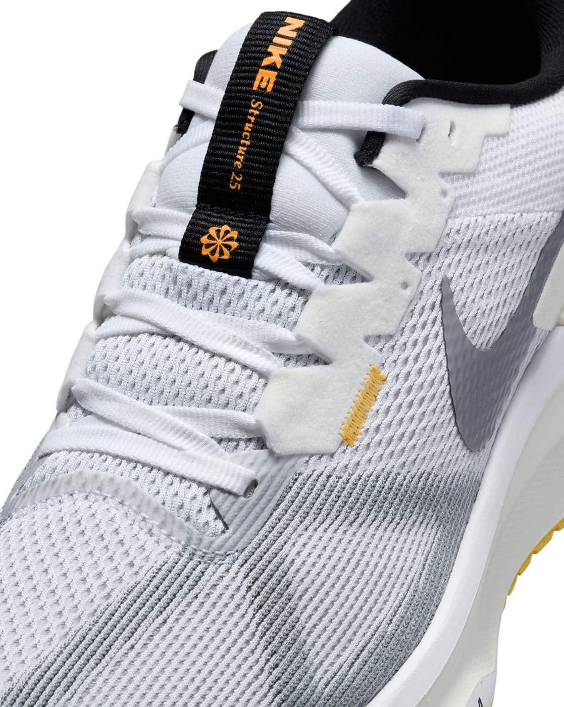 Buy NIKE Men Air Zoom Structure 25 Running Shoes | White Color Men