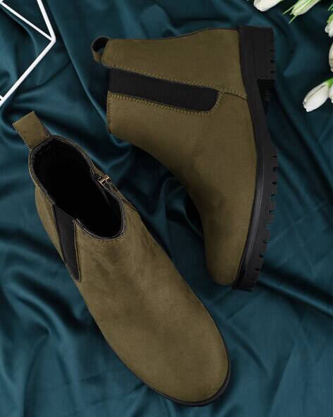 FASHION VICTIM Women Ankle-Length Chelsea Boots