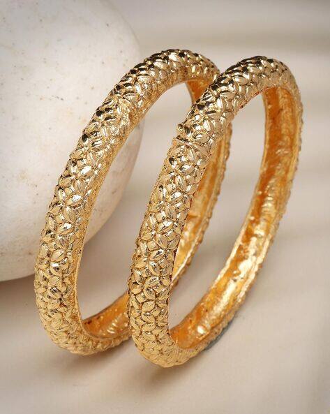 NVR Women Slip- On Bangle