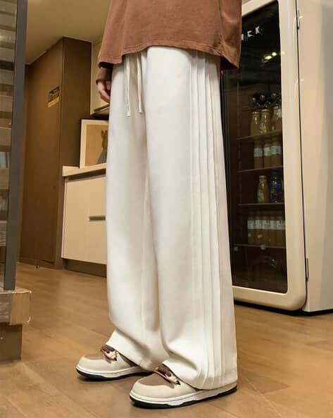 Men Relaxed Fit Trousers