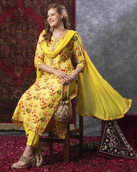 Women Floral Straight Kurta Set