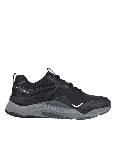 Sports Shoes with Mesh upper