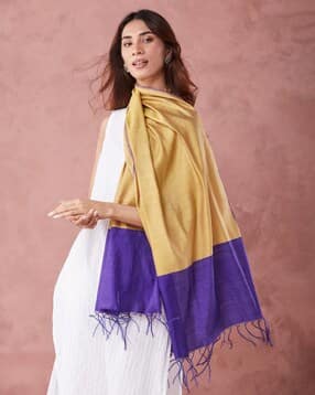 fabindia Women Gold Silk Hand Woven Stole-picture-42