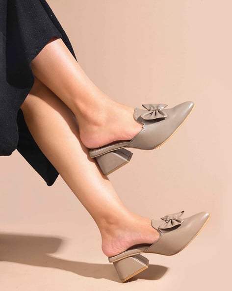 Women Pointed-Toe Chunky-Heeled Sandals