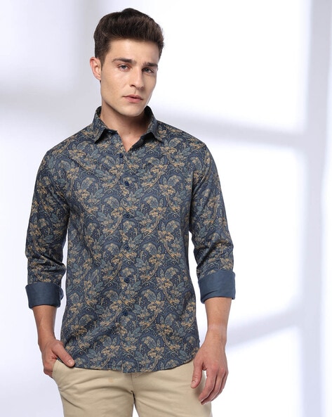 Men Floral Print Slim Fit Shirt