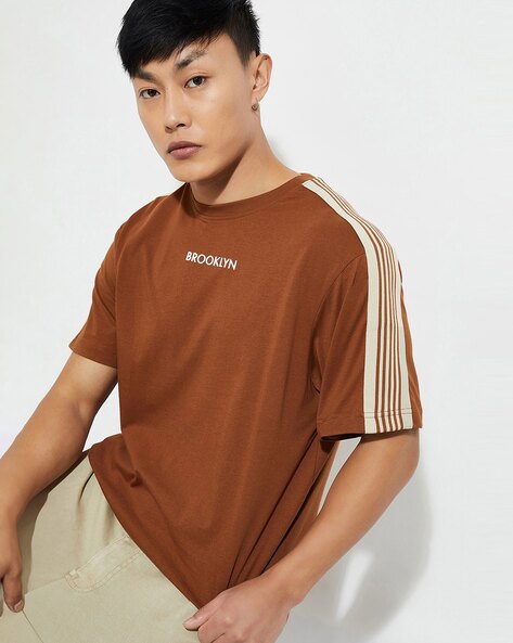 Men Striped Regular Fit Crew-Neck T-Shirt