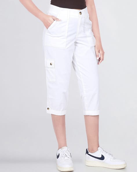 Women Loose Fit Flat-Front Capris
