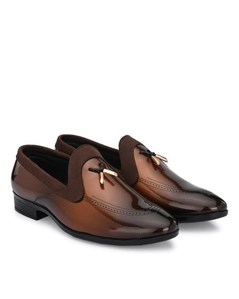 Slip-on Mocassin Shoes with Perforations
