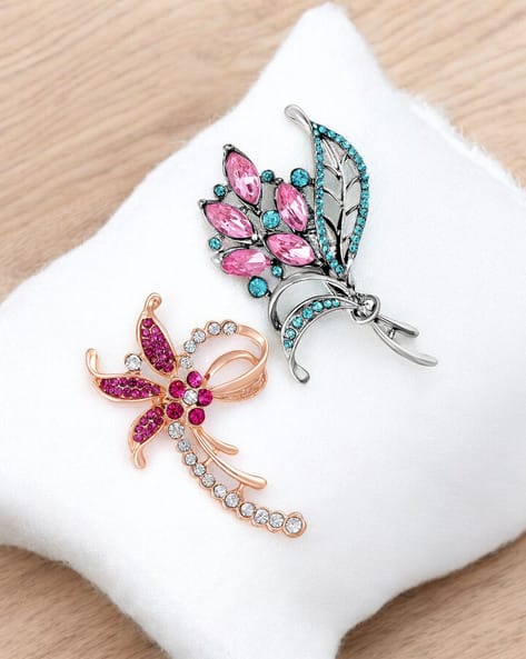 MAHI Brooch