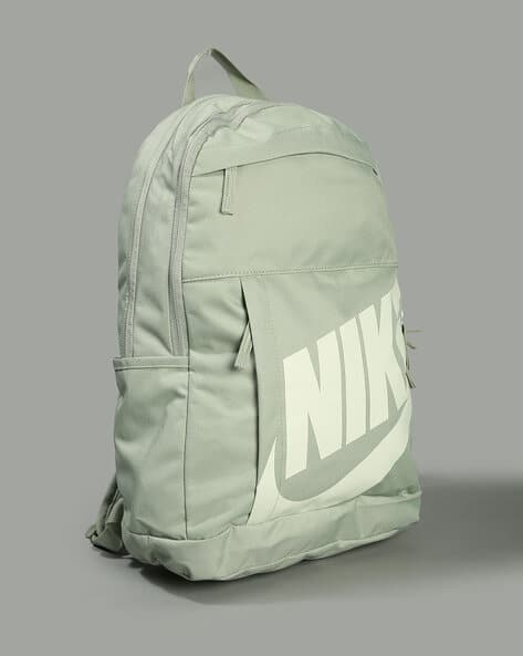 green nike elemental backpack SB - Carry your stuff with ease in a main compartment with plenty of room for your large books Buy NIKE Elemental Backpack Online