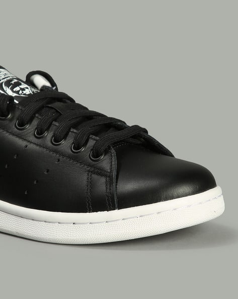 Adidas Shoe Stan Smith Perforated Leather Types Of Stan Smith - Main Image