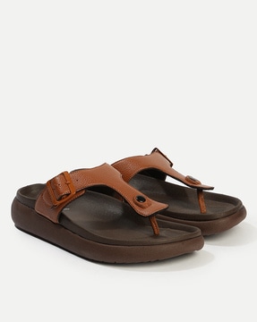 Ajio men sandals on sale