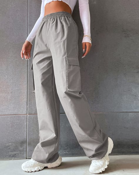 Buy MIKUCHIKU Women Loose Fit Flat-Front Ca Online | Ajio.com