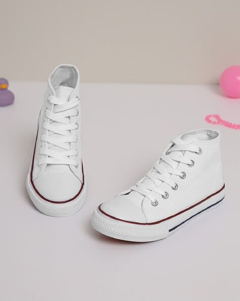 girls white canvas sneakers