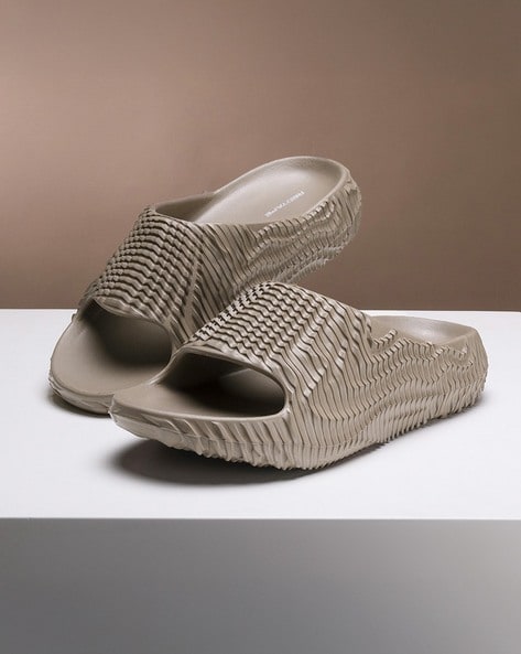 Men Striped Slip-On Slides