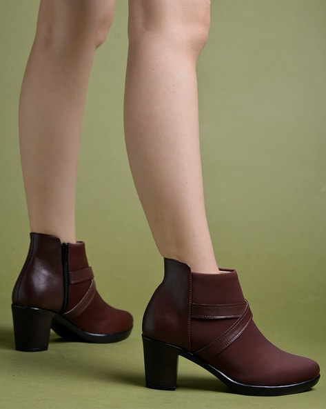 Shoetopia Women Boots with Suede Upper