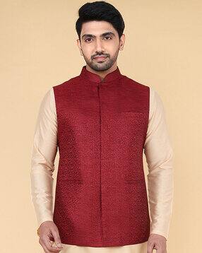 Men Embroidery Nehru jacket-image-32