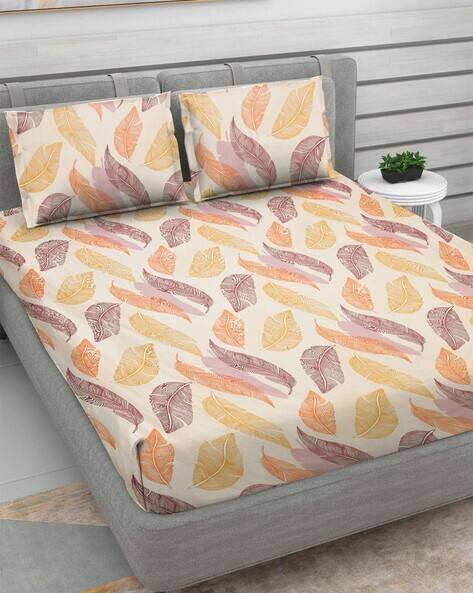 RRC Leaf Print Super King-Size Bedsheet with Pillow Covers