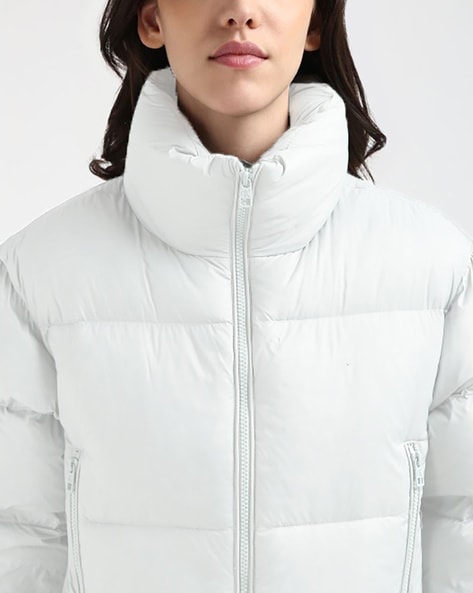 Cropped puffer jacket white on sale