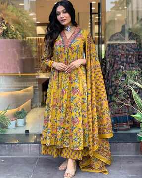 Best Offers on Salwar suit upto 20 71 off Limited period sale AJIO