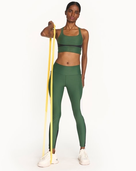 Sports crop top and leggings set deals